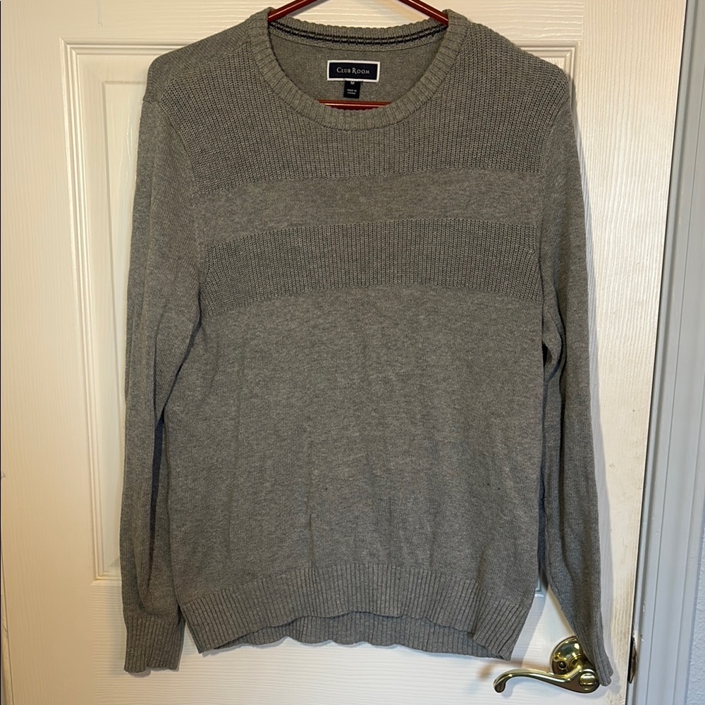 Club Room Gray Crewneck Sweater with Ribbed Cuffs